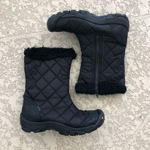 keen quilted boots